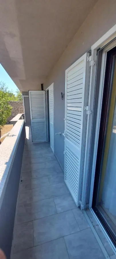 Guest house Katarina Room 2 Tribanj-Kruscica